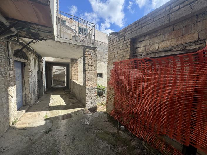 Image No.56-1 Bed Apartment for sale