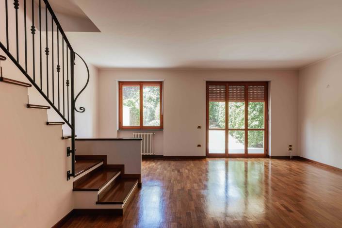 Image No.3-4 Bed Property for sale