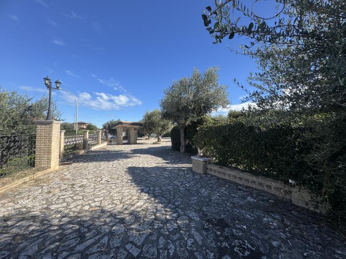 Image No.52-Maison de 2 chambres à vendre à Santa Maria Imbaro
