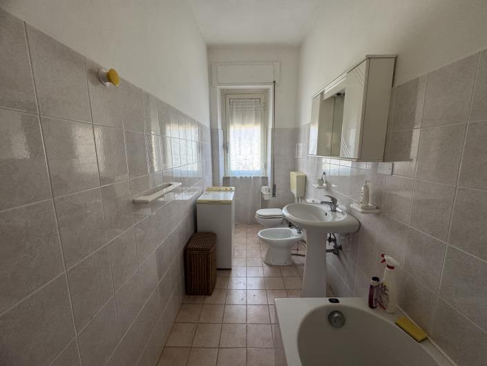 Image No.14-6 Bed Villa / Detached for sale