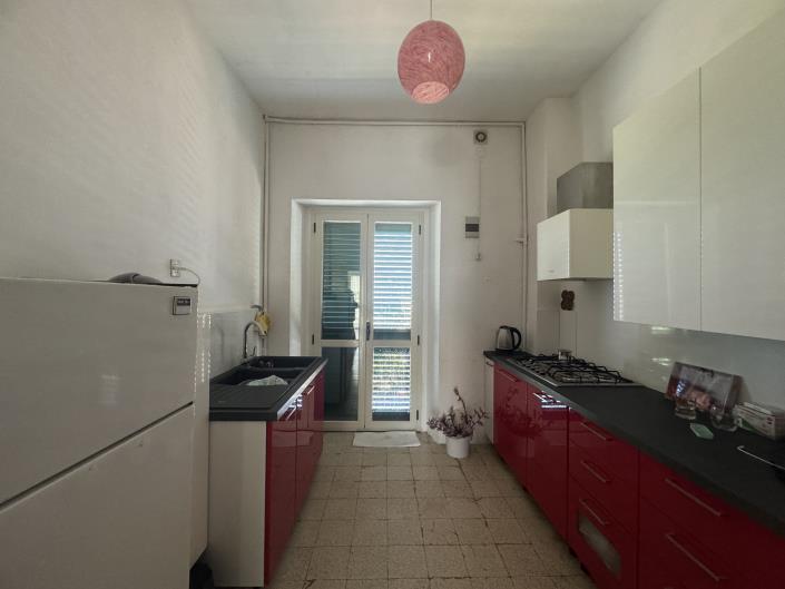 Image No.6-3 Bed Apartment for sale