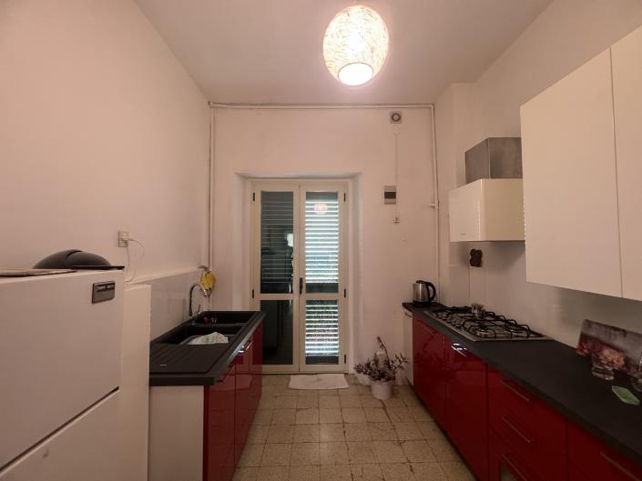 Image No.9-3 Bed Apartment for sale