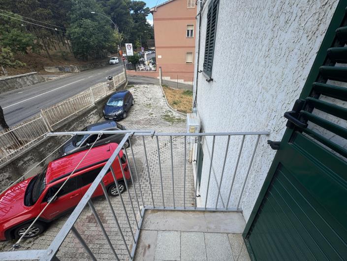 Image No.30-3 Bed Apartment for sale