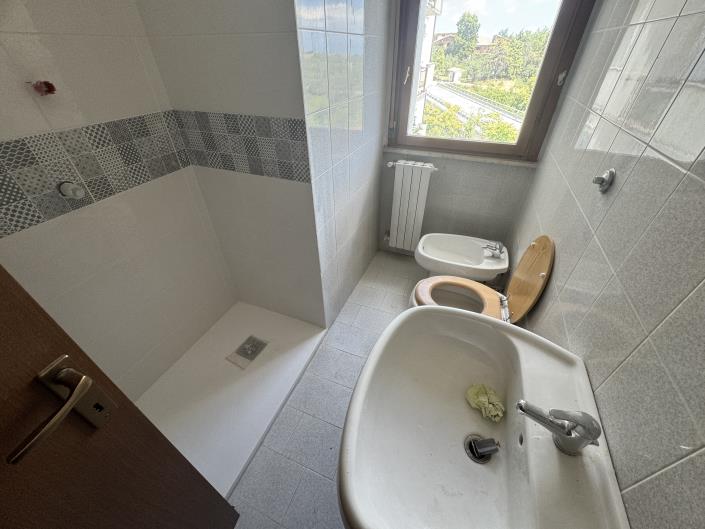 Image No.19-2 Bed Apartment for sale