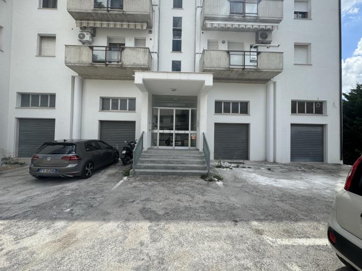 Image No.35-2 Bed Apartment for sale