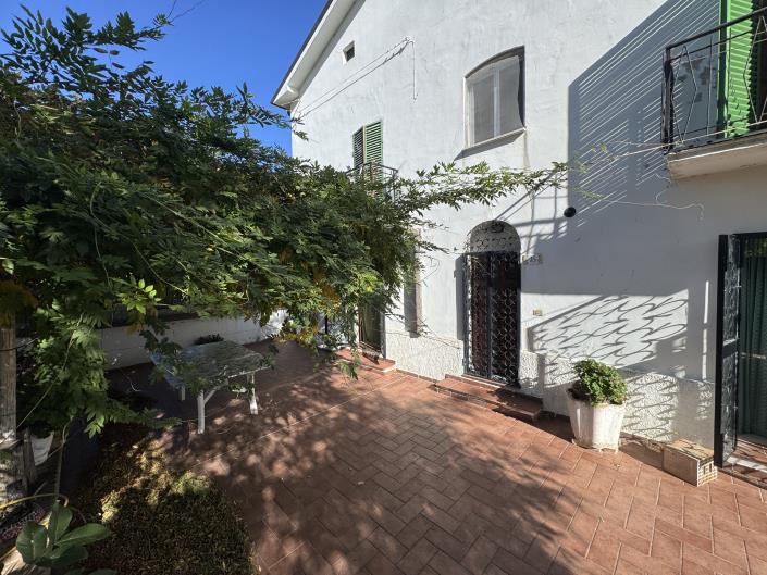 Image No.7-Ferme de 2 chambres à vendre à Rocca San Giovanni