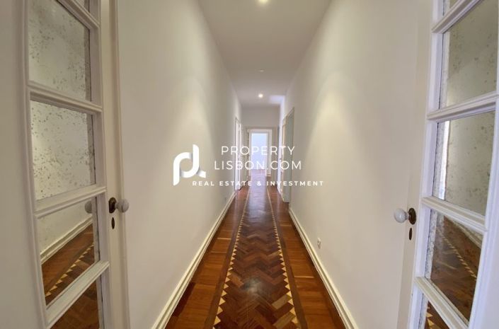 Image No.20-Appartement de 4 chambres à vendre à Lisbon