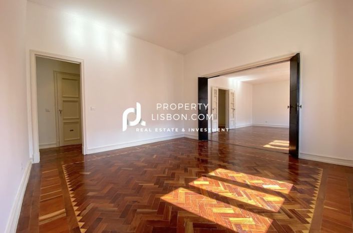 Image No.19-Appartement de 4 chambres à vendre à Lisbon