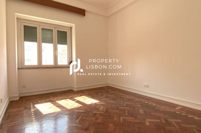 Image No.3-Appartement de 4 chambres à vendre à Lisbon