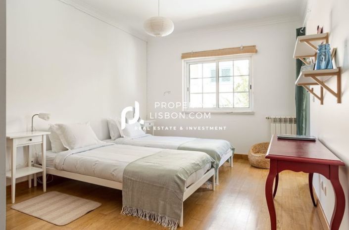 Image No.10-Villa de 4 chambres à vendre à Lisbon