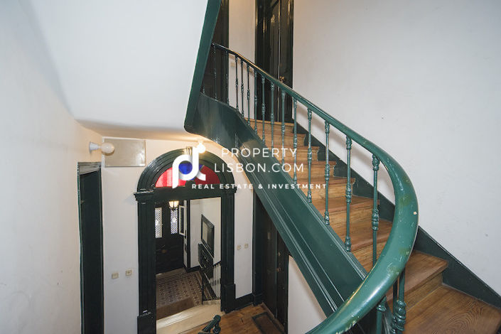 Image No.2-Appartement de 4 chambres à vendre à Lisbon