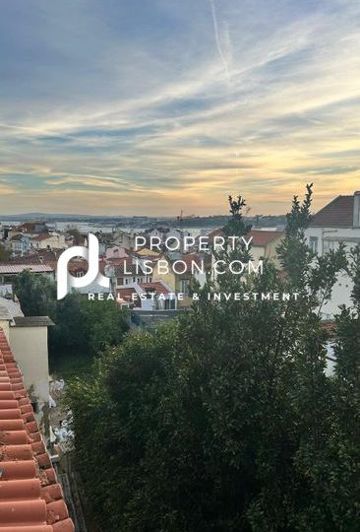 Image No.2-Appartement de 2 chambres à vendre à Lisbon