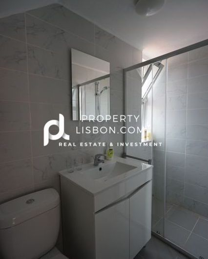 Image No.2-Appartement de 7 chambres à vendre à Lisbon