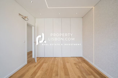 8d597b05-3ae5-49a7-86b9-cb68f9880d2d