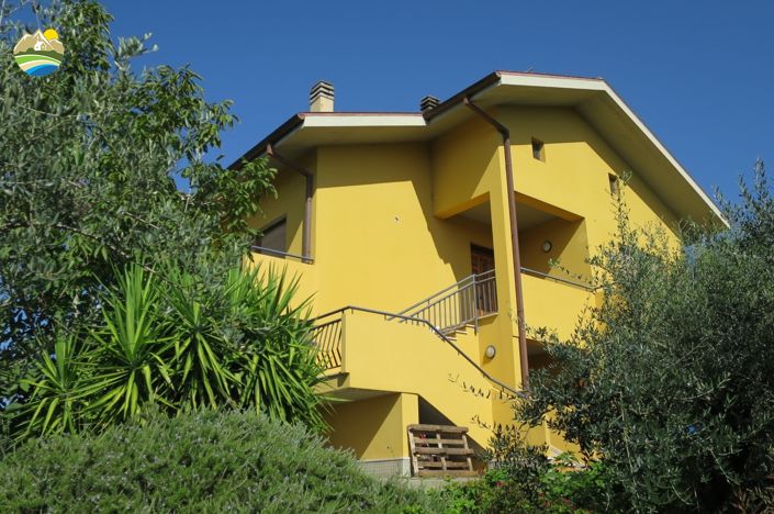 Image No.4-3 Bed Country House for sale