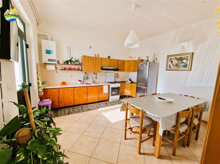 Image No.23-4 Bed Country House for sale