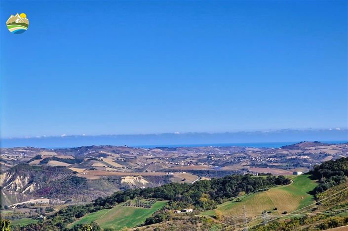 Image No.4-4 Bed Country House for sale