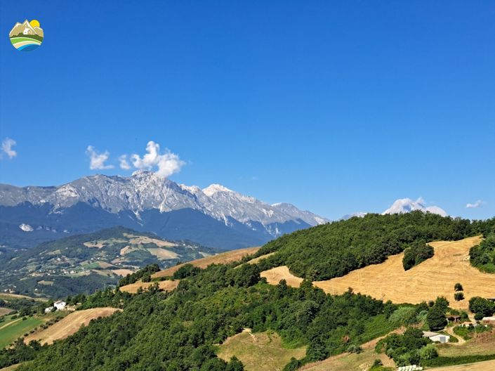 Image No.31-4 Bed Country House for sale