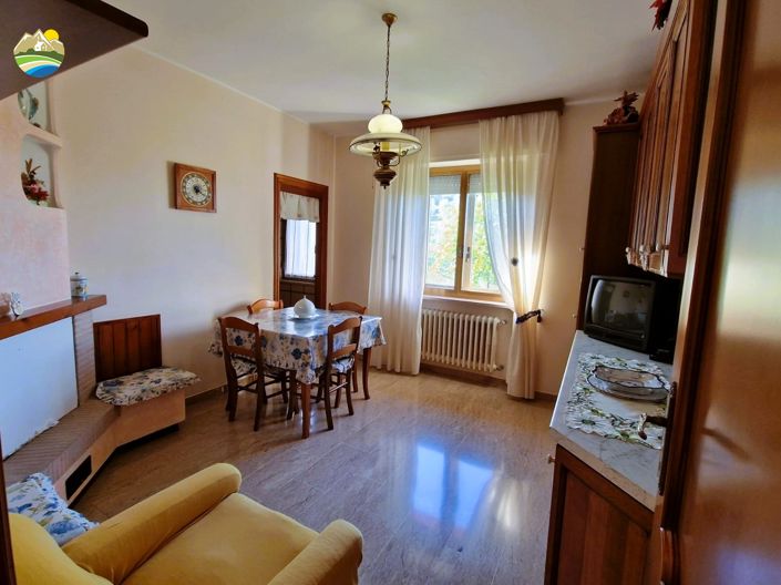 Image No.4-4 Bed Country House for sale