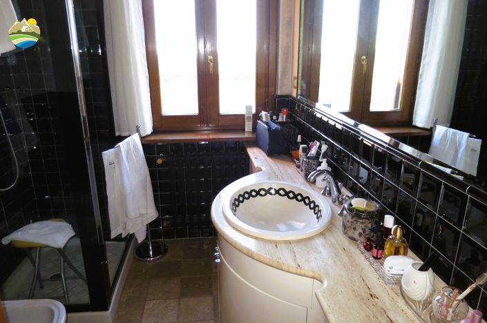 Image No.25-Maison de campagne de 4 chambres à vendre à Bellante