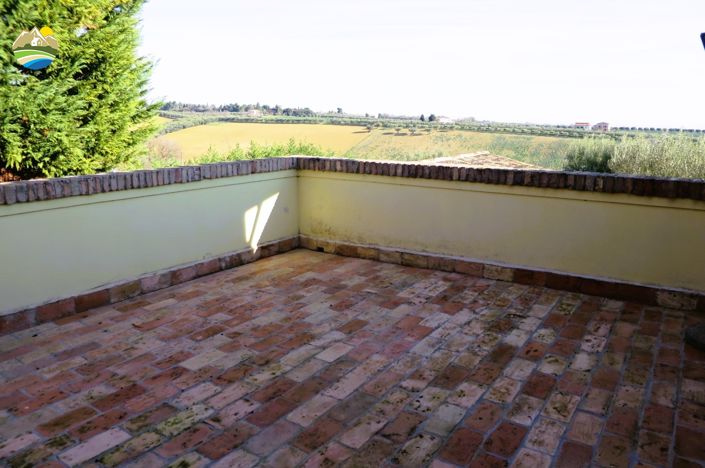 Image No.26-Maison de campagne de 4 chambres à vendre à Bellante