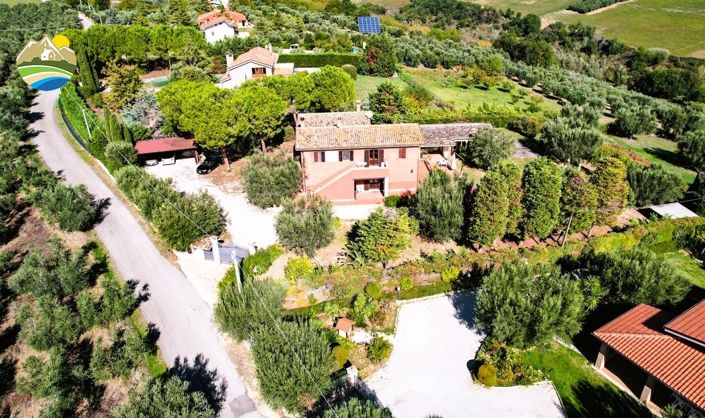 Image No.41-Maison de campagne de 4 chambres à vendre à Bellante