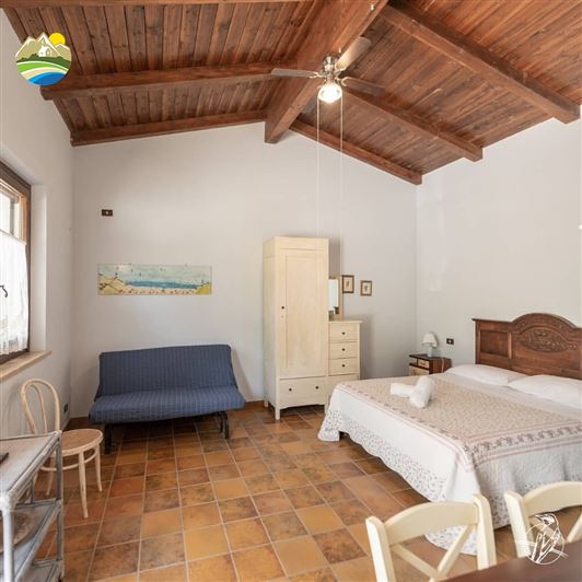 Image No.25-10 Bed Country House for sale