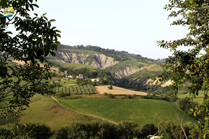 Image No.30-4 Bed Country House for sale