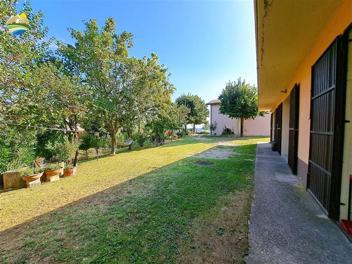 Image No.11-2 Bed Country House for sale