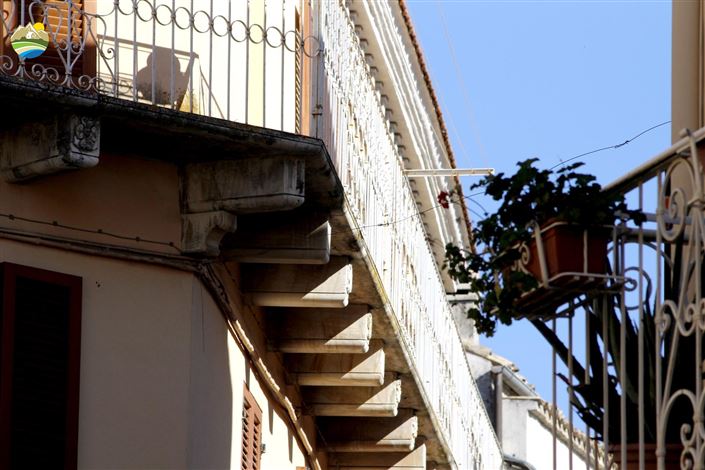 Image No.4-3 Bed Townhouse for sale