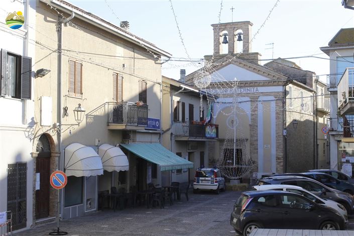 Image No.27-2 Bed Townhouse for sale