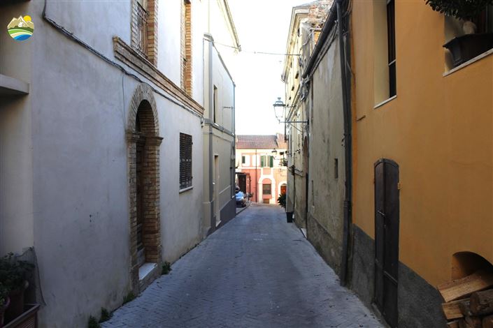 Image No.4-2 Bed Townhouse for sale