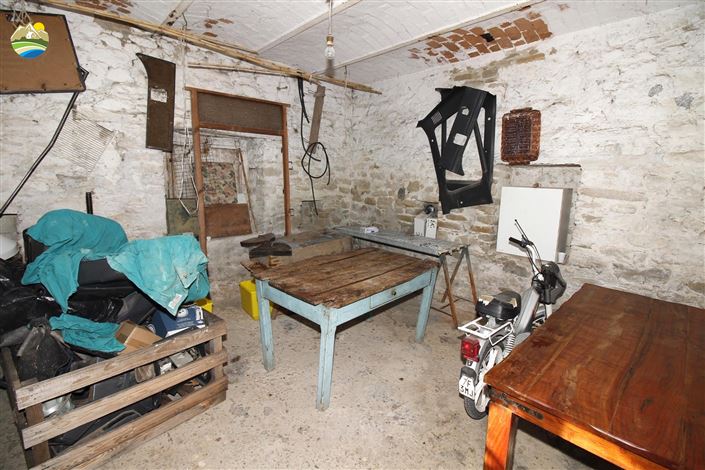 Image No.13-2 Bed Country House for sale