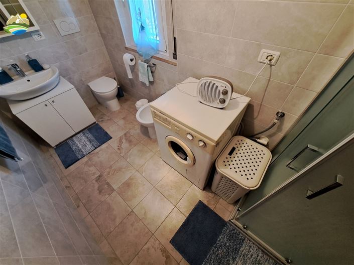 Image No.11-1 Bed Country House for sale