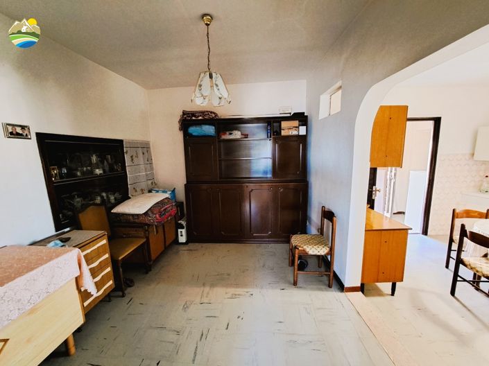 Image No.4-1 Bed Townhouse for sale