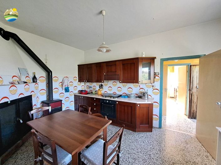 Image No.9-2 Bed Country House for sale