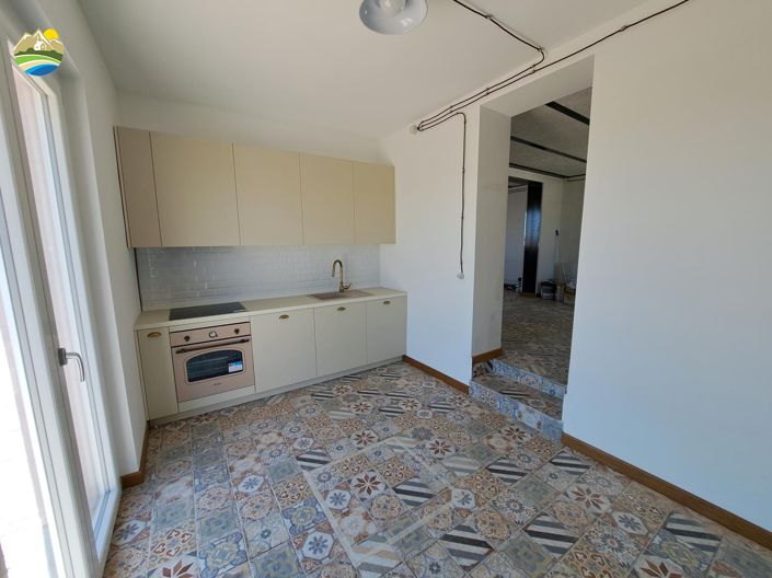 Image No.32-2 Bed Country House for sale