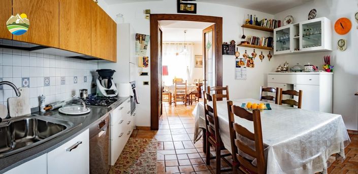 Image No.14-5 Bed Villa for sale