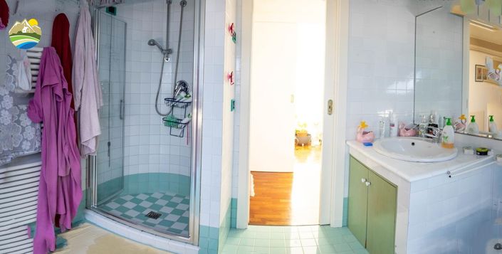 Image No.33-5 Bed Villa for sale