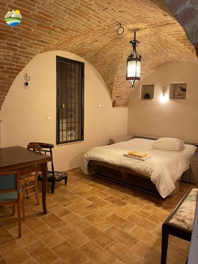 Image No.17-1 Bed Townhouse for sale