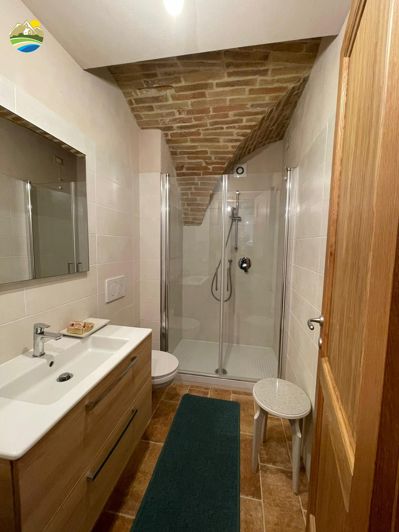 Image No.18-1 Bed Townhouse for sale