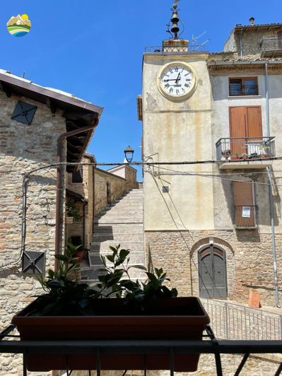 Image No.20-3 Bed Townhouse for sale