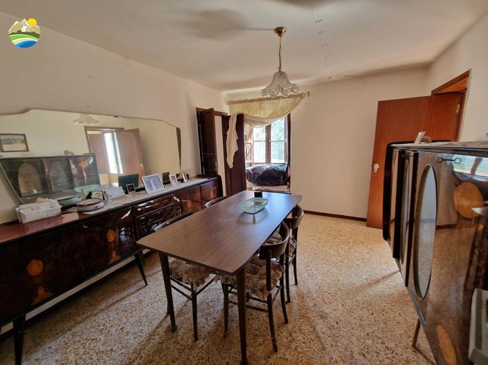 Image No.18-2 Bed Country House for sale