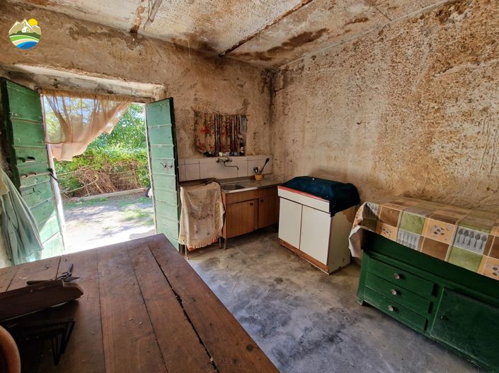 Image No.26-2 Bed Country House for sale