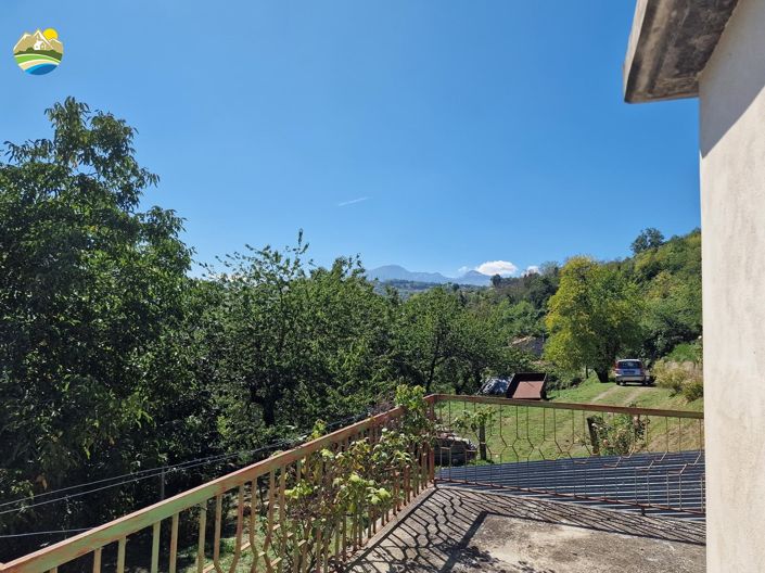 Image No.8-2 Bed Country House for sale