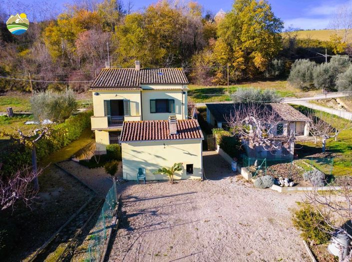 Image No.4-3 Bed Country House for sale