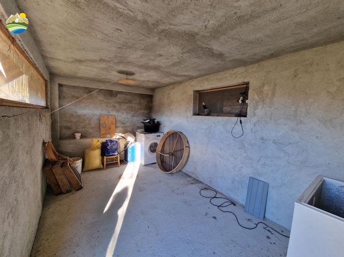 Image No.34-4 Bed Country House for sale