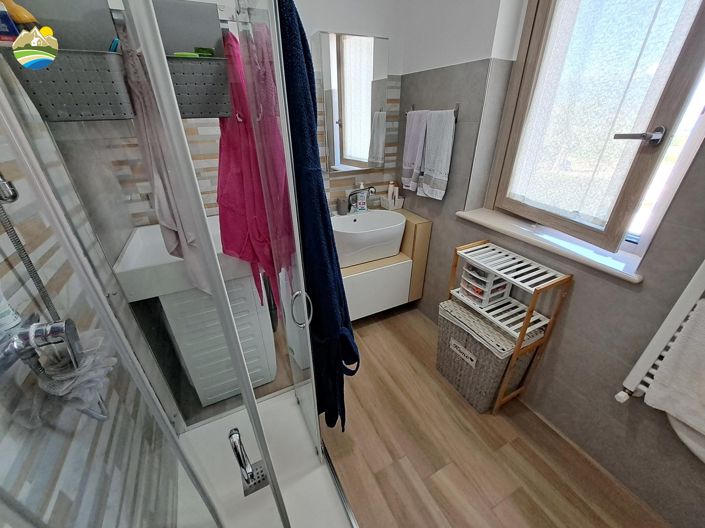 Image No.25-3 Bed Villa for sale