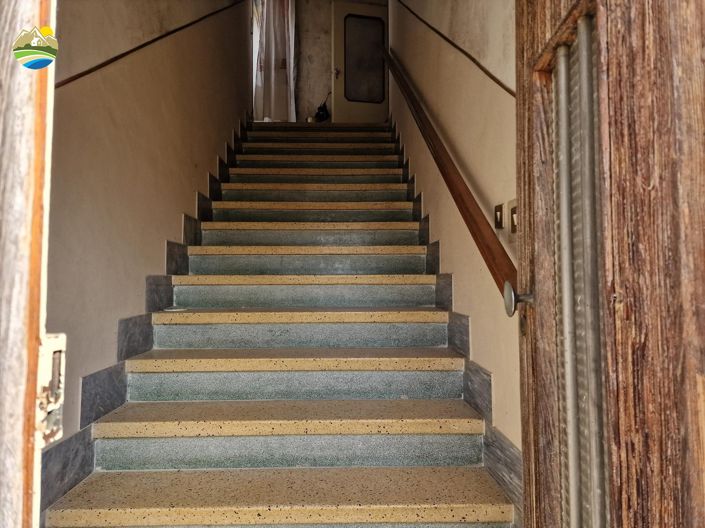 Image No.20-Maison de campagne de 3 chambres à vendre à Bisenti