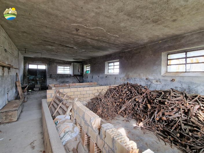 Image No.22-Maison de campagne de 3 chambres à vendre à Bisenti